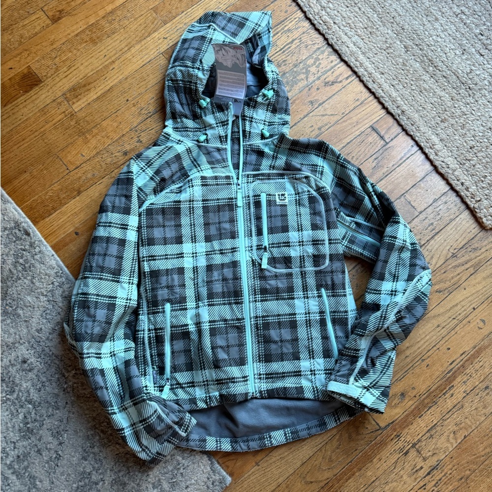 NWT Burton Grey and Mint Plaid Snowboard Jacket size: Small